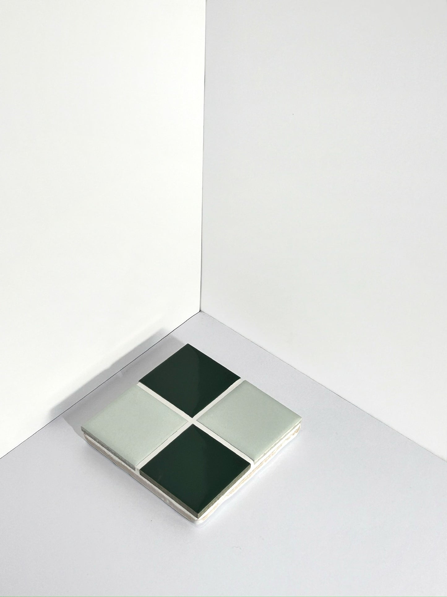 The Contrast Line - Sage Moss