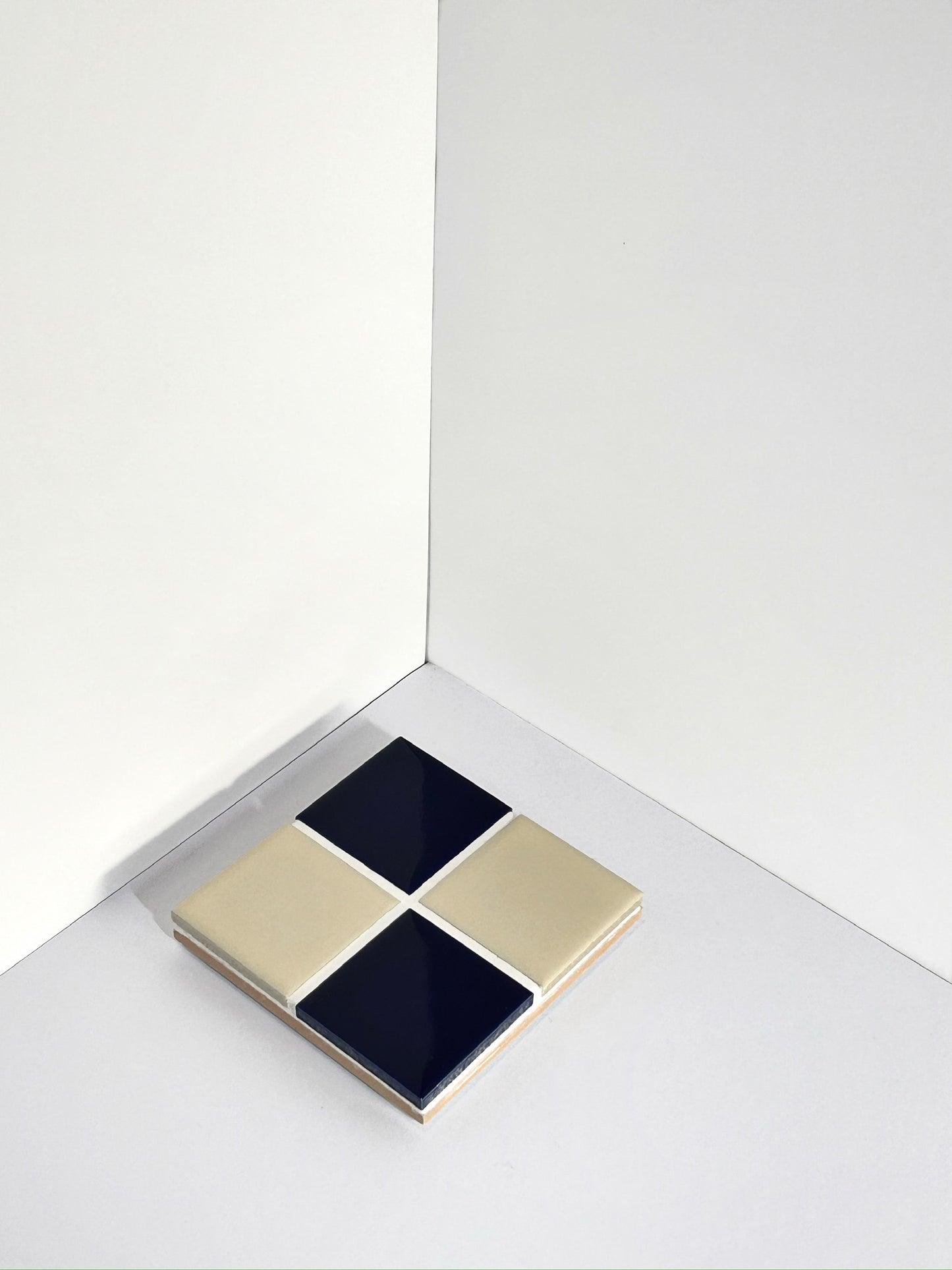 The Contrast Line - Midnight Cream